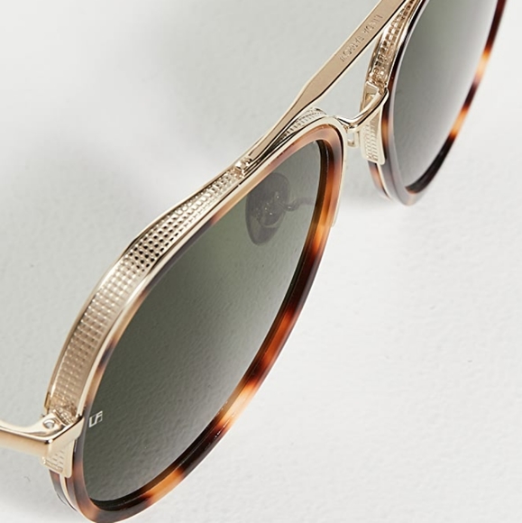 Linda Farrow Luxe Abel Sunglasses - Picture 4 of 4